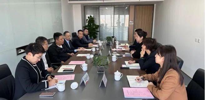 西安投資控股副總經(jīng)理王一梅會(huì)見(jiàn)興業(yè)銀行西安分行黨委委員、副行長(zhǎng)一行